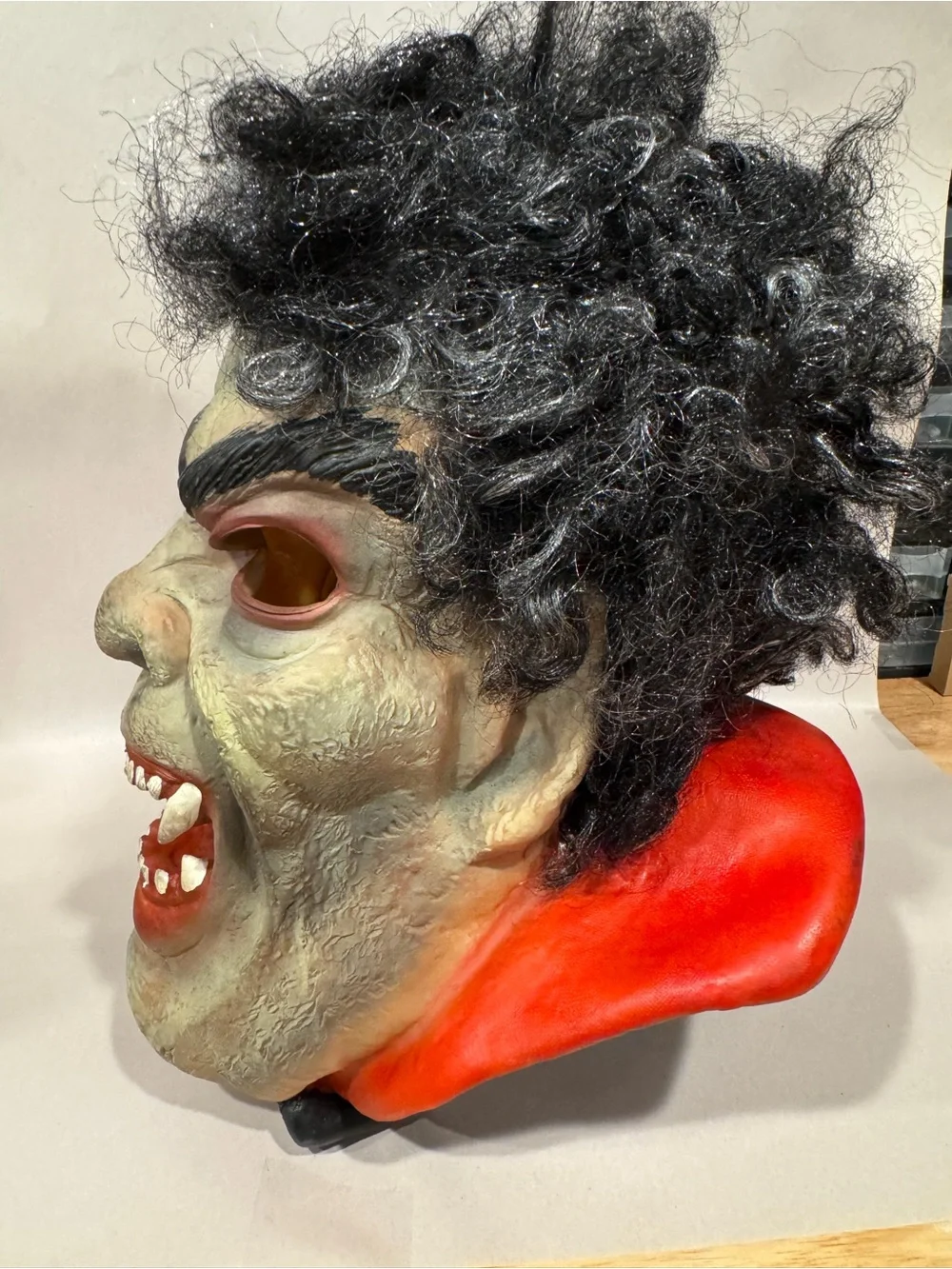 Vintage VTG Super Rare Dracula Vampire Horror Halloween Mask / Full Head Opening